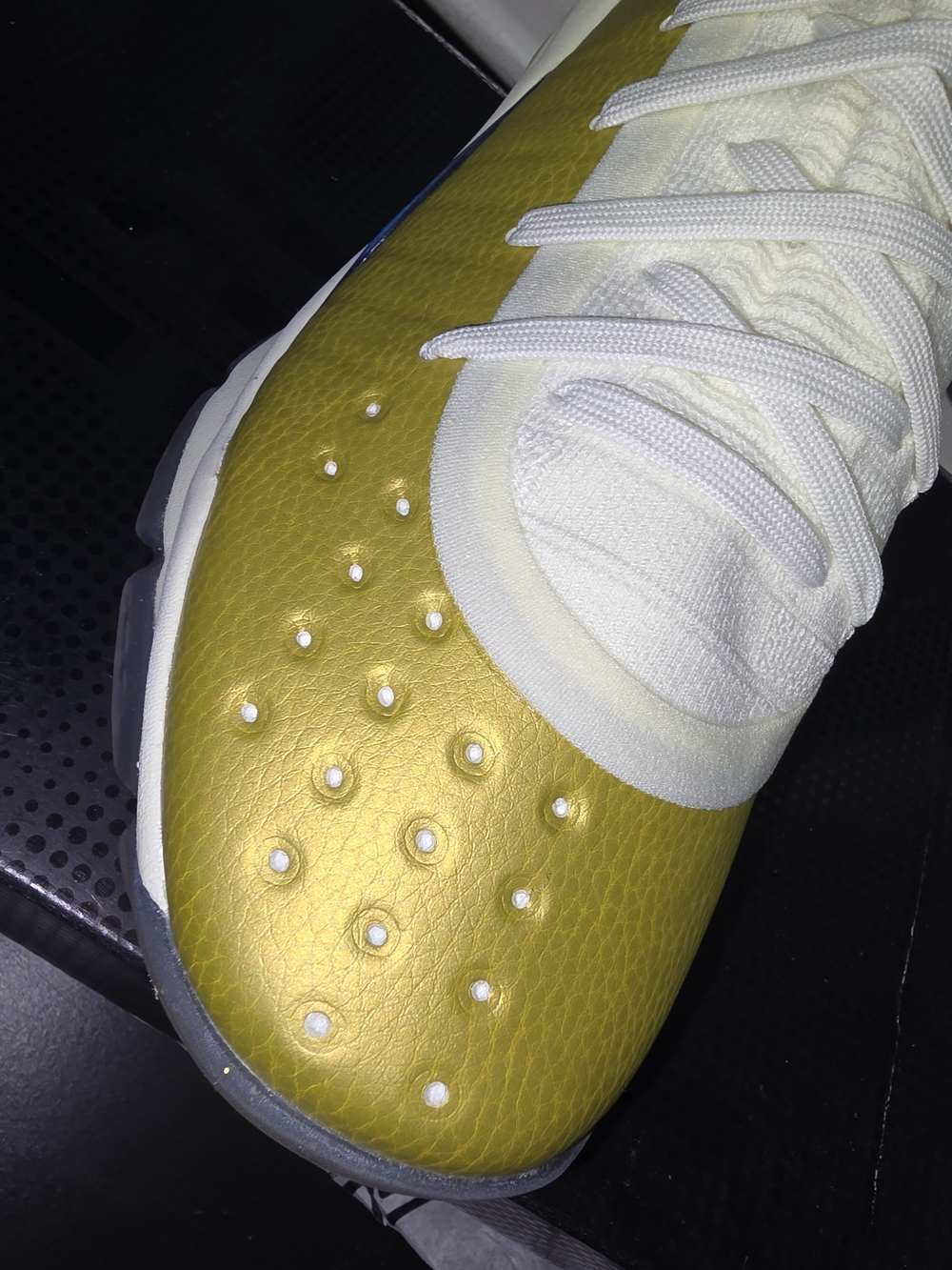 Curry 4 Retro - Picture 9 of 16